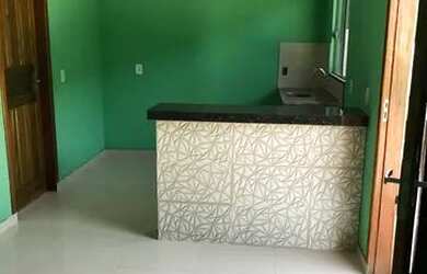 Imagem: A casa possui 2 Dormitórios, 1 Banheiro, 4 Vagas na garagem