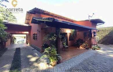 Imagem: A casa possui 2 Dormitórios, 3 Banheiros, 600m² de Área e