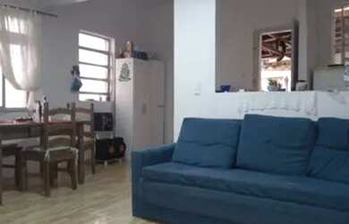 Imagem: A casa possui 2 Dormitórios, 2 Banheiros, 160m² de Área e