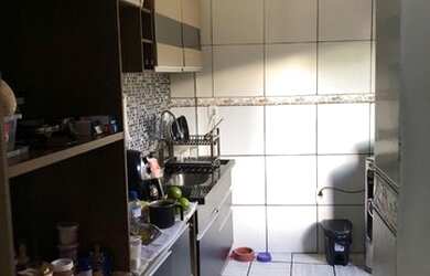 Imagem: A casa possui 3 Dormitórios, 1 Banheiro e está localizado