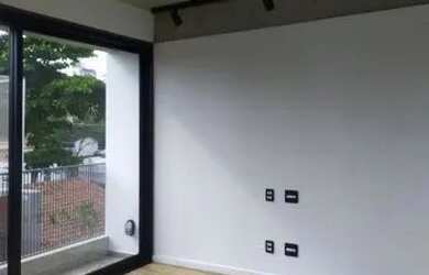 Imagem: O apartamento possui 1 Dormitório, 2 Banheiros, 1 Vaga na garagem