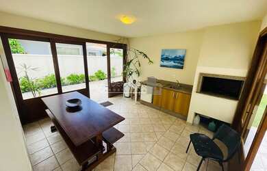 Imagem 2: FLORIANóPOLIS - Casa Padrão - Parque São Jorge