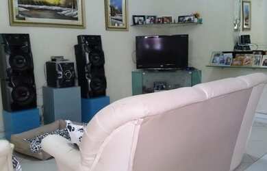 Imagem 3: Vende - Se Imóvel fica localizado no bairro vila galvão em Guarulhos