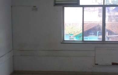 Imagem: O depósito possui 31m² de Área e está localizado em Madureira