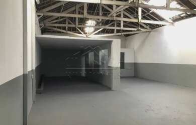 Imagem: O depósito possui 315m² de Área e está localizado em Jardim