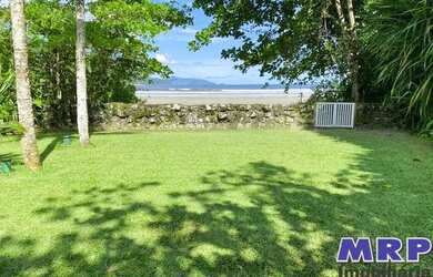 Imagem 2: Casa pé na areia em Ubatuba. Com vista espetacular do mar. Praia Dura