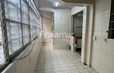 Imagem: Oportunidade!! Gonzaga 2 dorm Dep. De empregada revertido