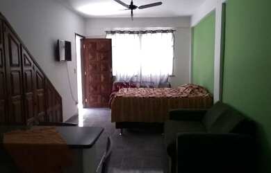 Imagem: A kitnet possui 1 Dormitório, 1 Banheiro e está localizado