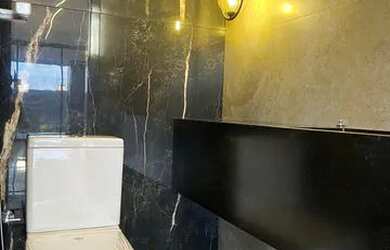 Imagem 11: Casa de condomínio para venda possui 357 metros quadrados com 5 quartos