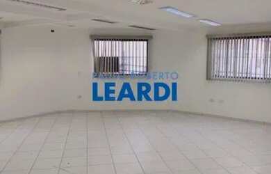 Imagem: O depósito possui 180m² de Área e está localizado em Chácara