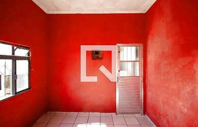 Imagem: A casa possui 1 Dormitório, 1 Banheiro, 60m² de Área e está