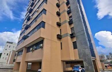 Imagem: O depósito possui 5 Vagas na garagem, 4.252m² de Área e