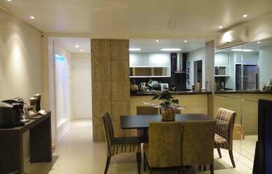 Imagem: O apartamento possui 3 Dormitórios, 2 Banheiros, 2 Vagas na