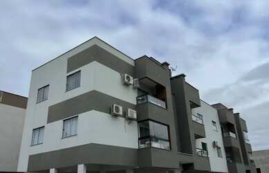 Imagem: O apartamento possui 2 Dormitórios, 1 Banheiro, 2 Vagas na