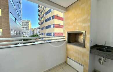 Imagem: O apartamento possui 3 Dormitórios, 2 Banheiros, 1 Vaga na