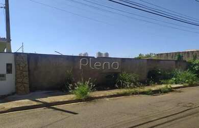 Imagem: O terreno possui 1.000m² de Área e está localizado em Parque