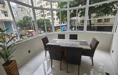 Imagem: O apartamento possui 3 Dormitórios, 3 Banheiros, 135m² de