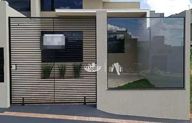 Imagem: A casa possui 3 Dormitórios, 2 Banheiros, 1 Vaga na garagem