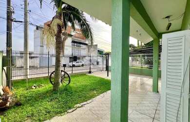 Imagem 2: Casa a venda no bairro Nossa Senhora Medianeira