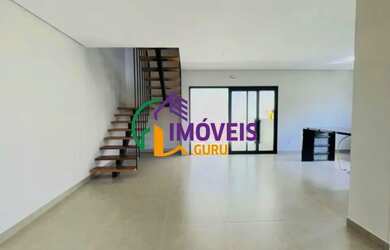 Imagem: A casa possui 3 Dormitórios, 4 Banheiros, 2 Vagas na garagem