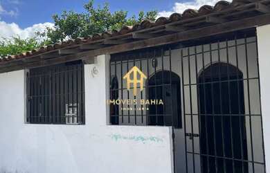 Imagem: A casa possui 3 Dormitórios, 1 Banheiro e está localizado