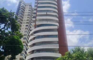 Imagem: O apartamento possui 3 Dormitórios, 3 Vagas na garagem, 230m²