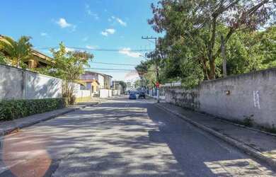 Imagem: O terreno possui 565m² de Área e está localizado em Vila