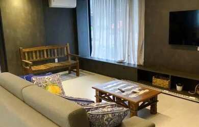 Imagem: A casa em condomínio possui 4 Dormitórios, 1 Banheiro, 2 Vagas