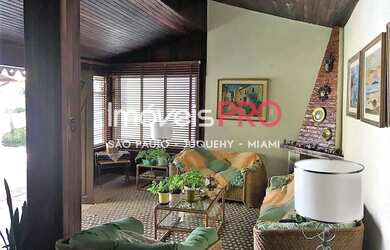 Imagem 11: Casa em Moema de 237m² com piscina e churrasqueira