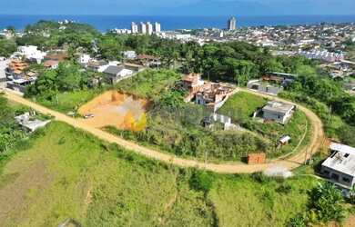 Imagem: O terreno possui 360m² de Área e está localizado em Balneário