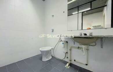 Imagem 9: Comercial Salas Comerciais no Centro com 67,39 (M²), quartos e vagas para Aluguel