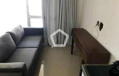 Imagem: O apartamento possui 1 Dormitório, 1 Banheiro, 1 Vaga na garagem