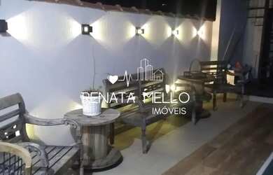 Imagem: A casa possui 2 Dormitórios, 2 Banheiros, 1 Vaga na garagem