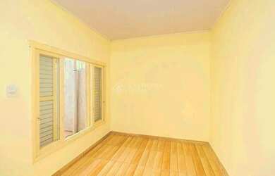 Imagem: O apartamento possui 1 Dormitório, 1 Banheiro, 38m² de Área