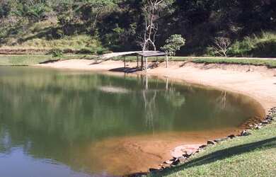 Imagem: O terreno possui 50000m² de Área e Imóvel novo e está localizado