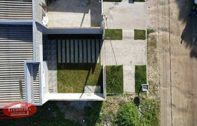 Imagem 7: Casa ao Lado da Av. Paraná com Terreno de Fundos