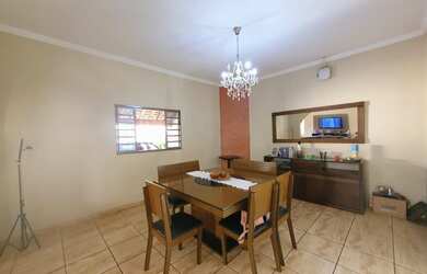 Imagem 15: Casa Candido Portinari. 250m² de Área, 2 Vagas na garageme3 Dormitórios