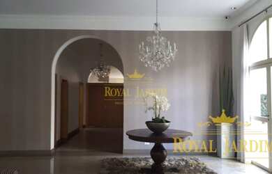 Imagem: O apartamento possui 4 Dormitórios, 5 Banheiros, 4 Vagas na