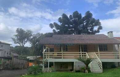 Imagem: O terreno possui 2.752m² de Área e está localizado em Gramado