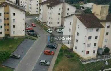 Imagem: O apartamento possui 3 Dormitórios, 1 Banheiro, 1 Vaga na garagem