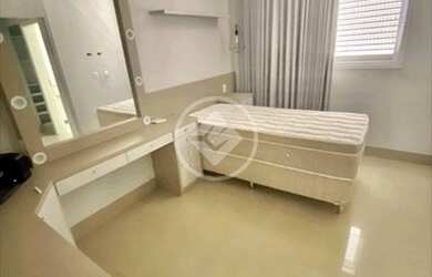 Imagem: A casa em condomínio possui 3 Dormitórios, 5 Banheiros, 2