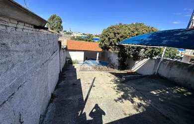 Imagem: O terreno possui 225m² de Área e está localizado em Vila