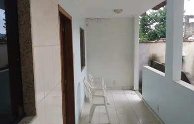 Imagem: A casa possui 2 Dormitórios, 2 Banheiros, 5 Vagas na garagem