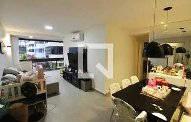 Imagem: O apartamento possui 2 Dormitórios, 2 Banheiros, 2 Vagas na