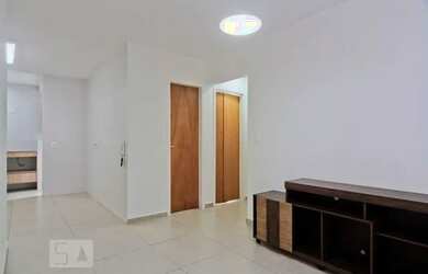 Imagem: O apartamento para alugar possui 2 Dormitórios, 1 Banheiro