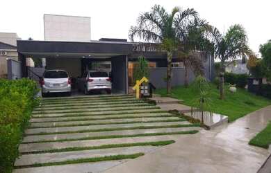 Imagem: A casa em condomínio possui 4 Dormitórios, 5 Banheiros, 4