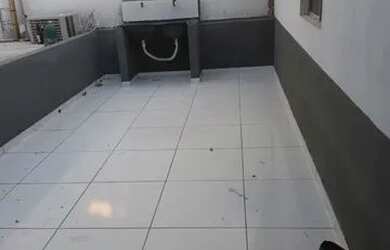 Imagem: A casa possui 2 Dormitórios, 1 Banheiro e está localizado