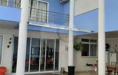 Imagem 5: Sobrado de Alto Padrão para Venda com Piscina no Alto de Santana