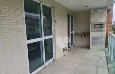 Imagem: O apartamento possui 3 Dormitórios, 4 Banheiros, 2 Vagas na