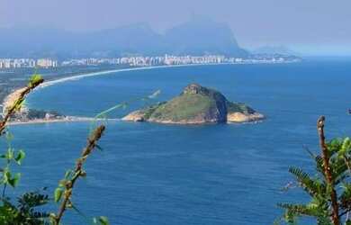 Imagem: O apartamento possui 2 Dormitórios, 2 Banheiros, 50m² de Área